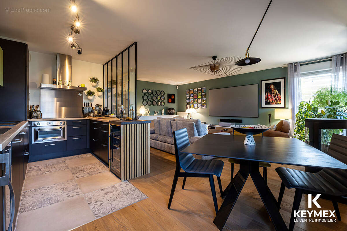 Appartement à LOUVRES