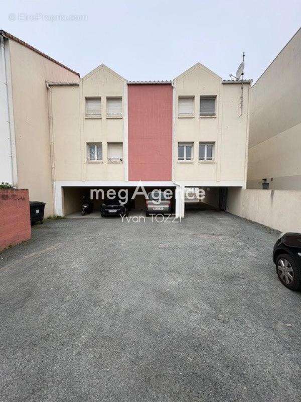 Appartement T3 65 m2 vue MER - photo 2