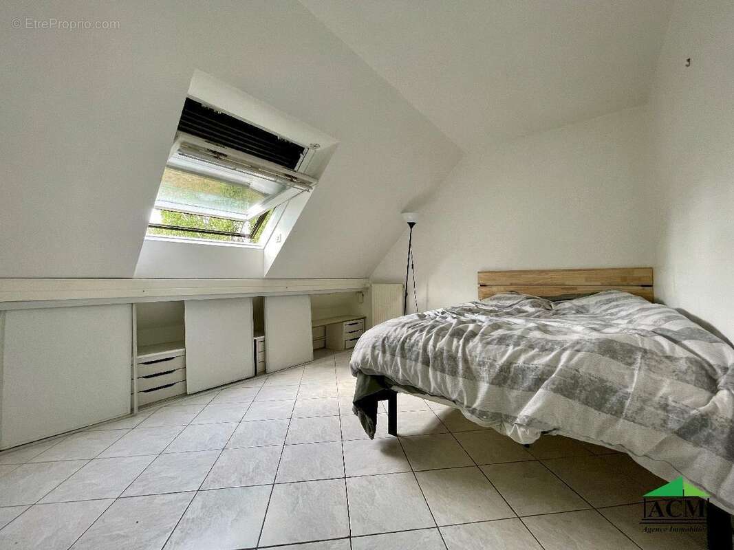 Maison à MERY-SUR-OISE