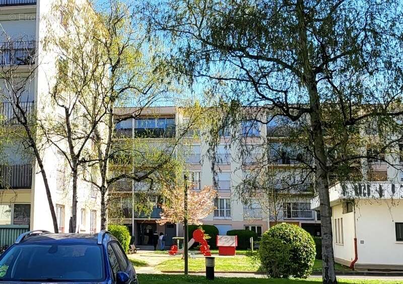 Appartement à YERRES