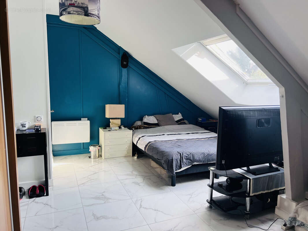 chambre bleue - Maison à LE PLESSIS-ROBINSON