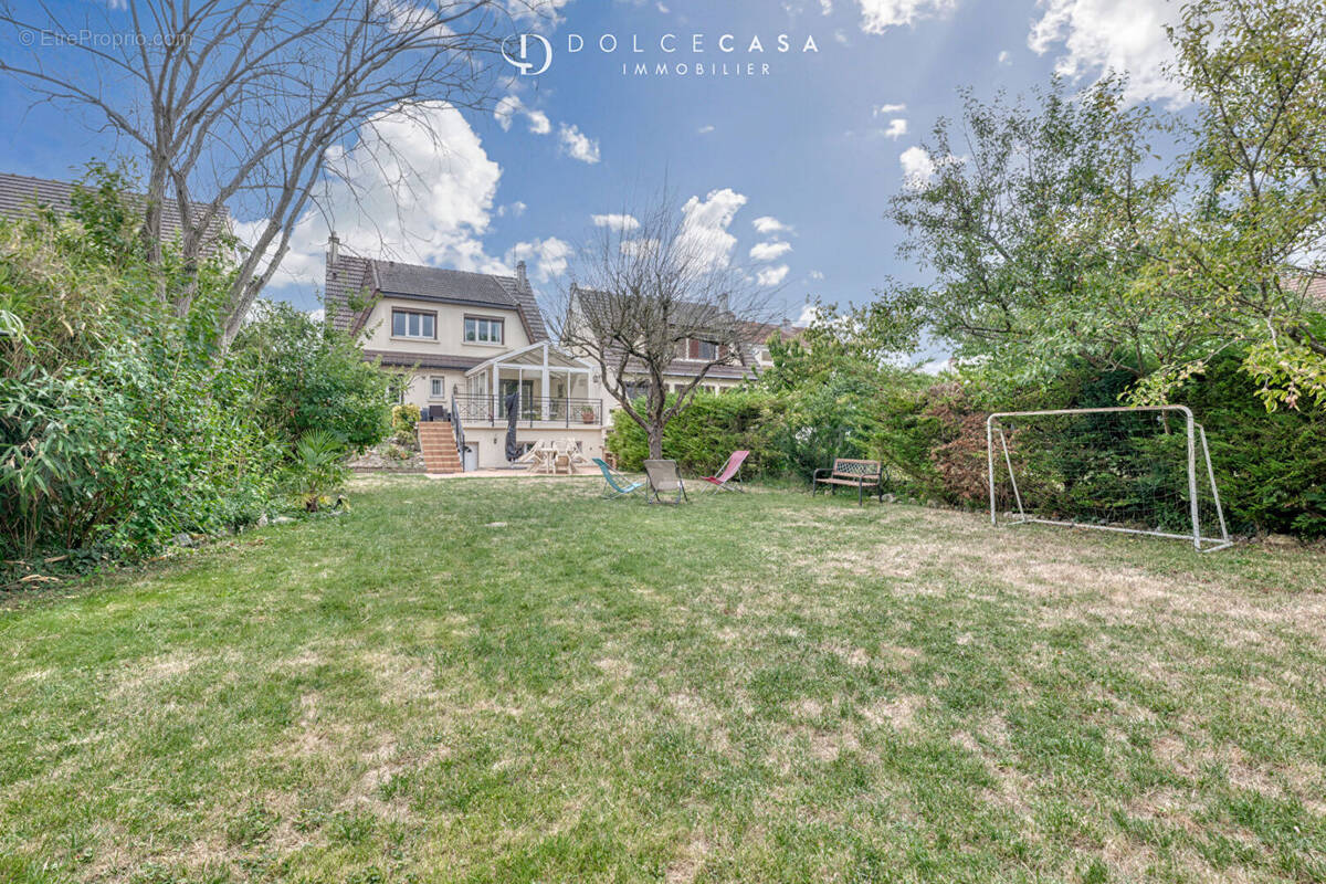 Maison à BRY-SUR-MARNE