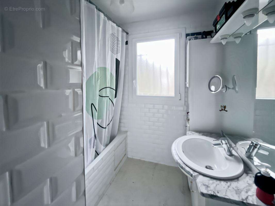 Maison à FAY-AUX-LOGES