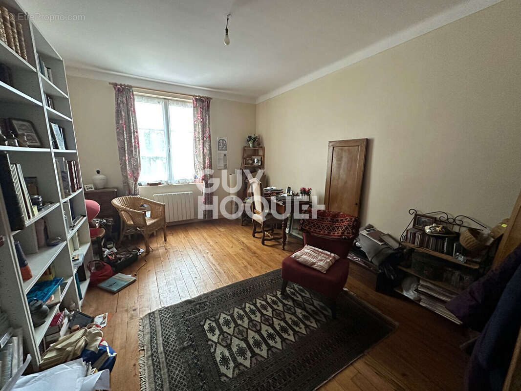 Appartement à PERIERS