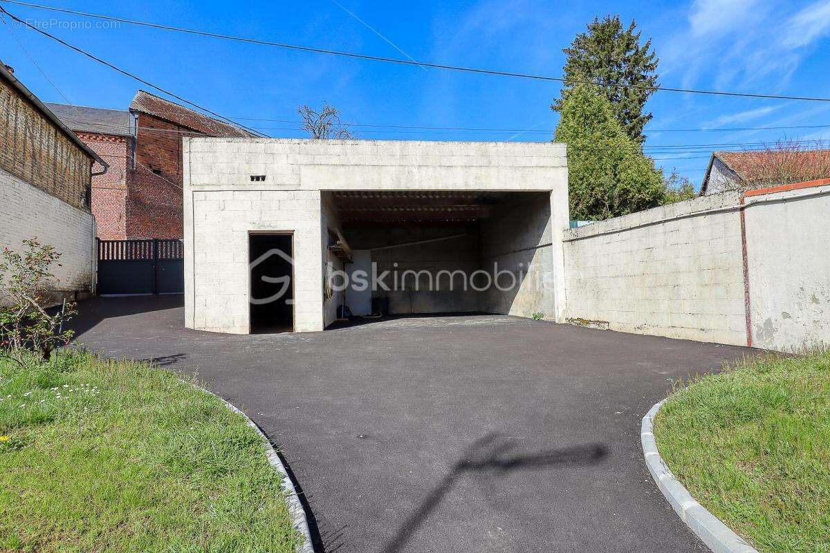 Maison à SAINT-OMER-EN-CHAUSSEE