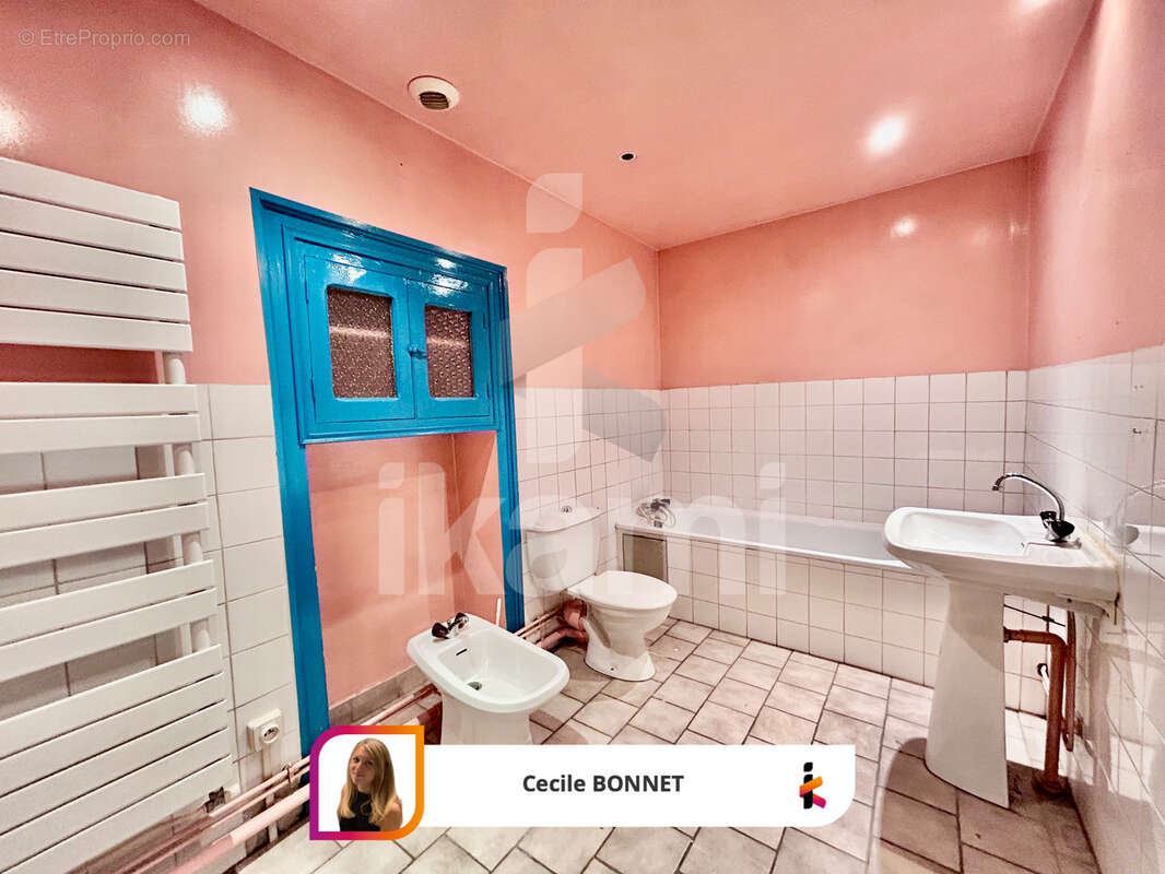 Maison à BEAUREPAIRE