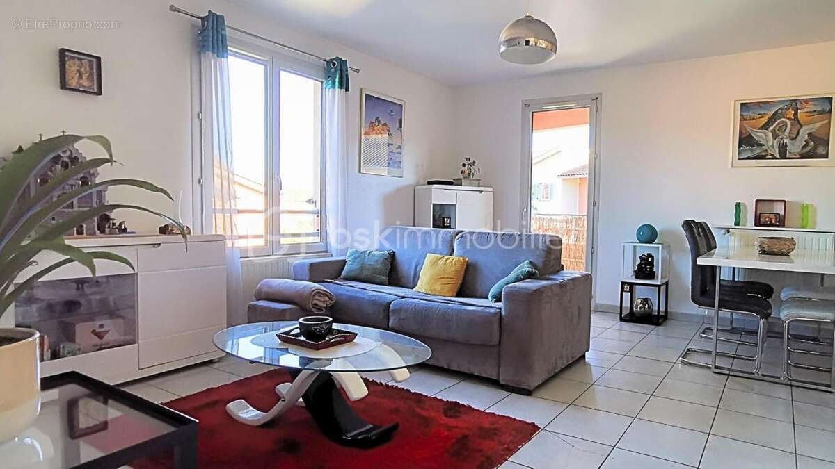 Appartement à ANSE