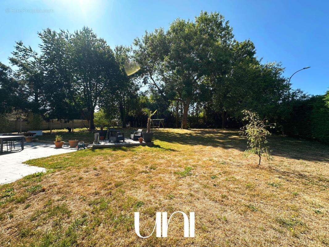 Maison 7 pièces de 230m² avec gîte indépendant - BAYEUX - photo 14