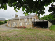 Maison à SAINT-CALAIS-DU-DESERT