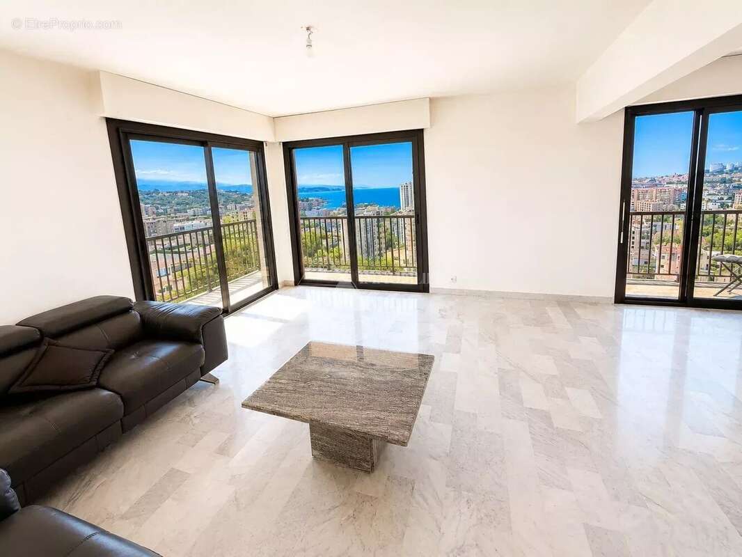 Appartement T3 de 90 m² et 29 m2 de terrasse- Vue mer panoramique - photo 10