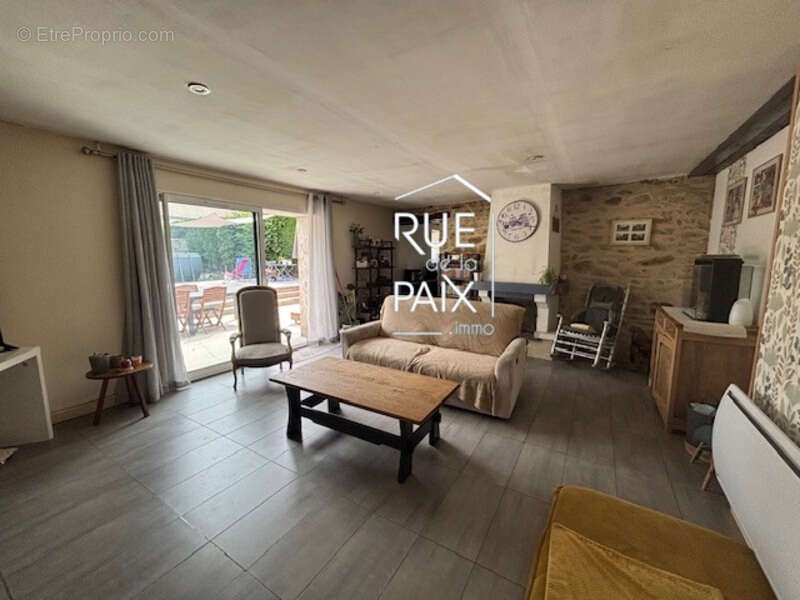 Maison à PARTHENAY