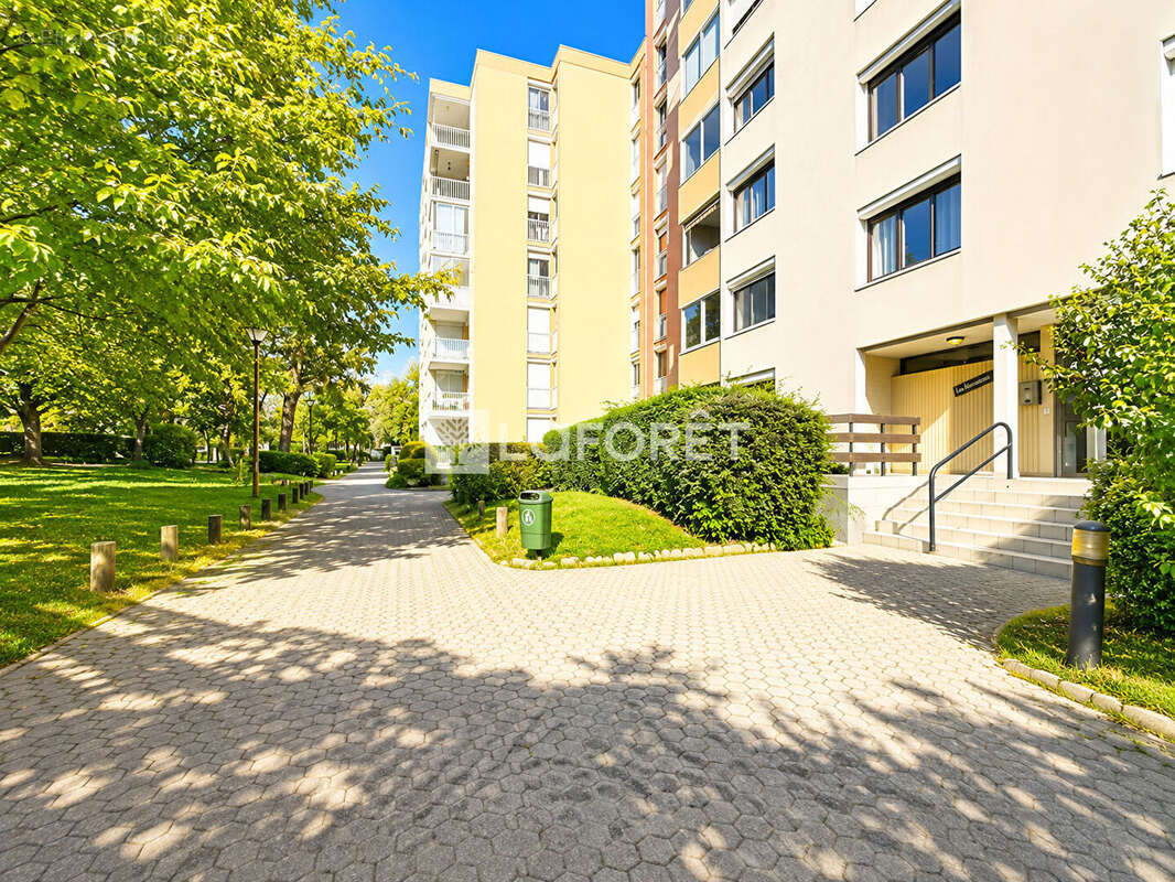 Appartement La Ravoire 5 pièce(s) 101 m2 - photo 18