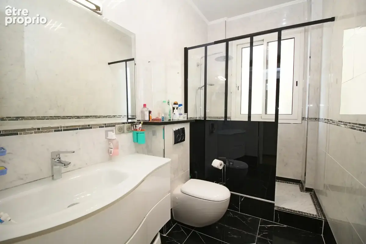 Appartement 3 pieces a vendre Nice Promenade des anglais au calme avec VUE MER - photo 9