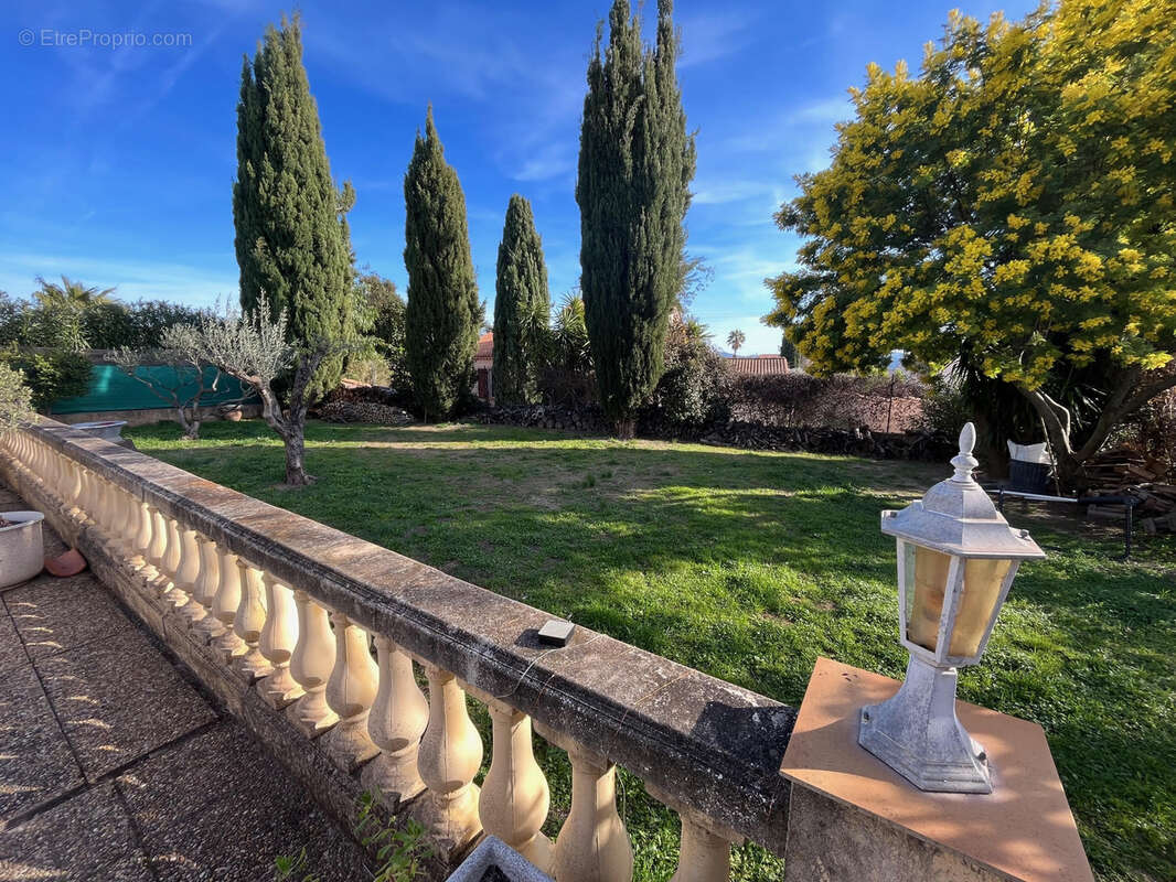 Autre à PUGET-VILLE