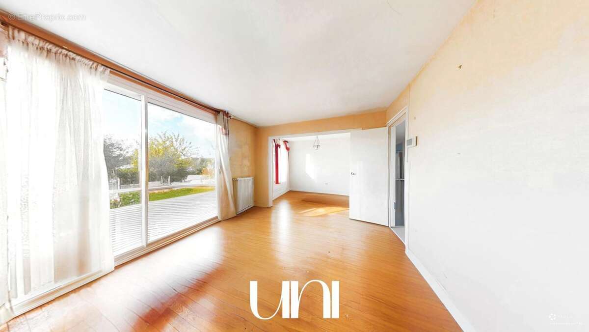 Maison à COLOMBELLES