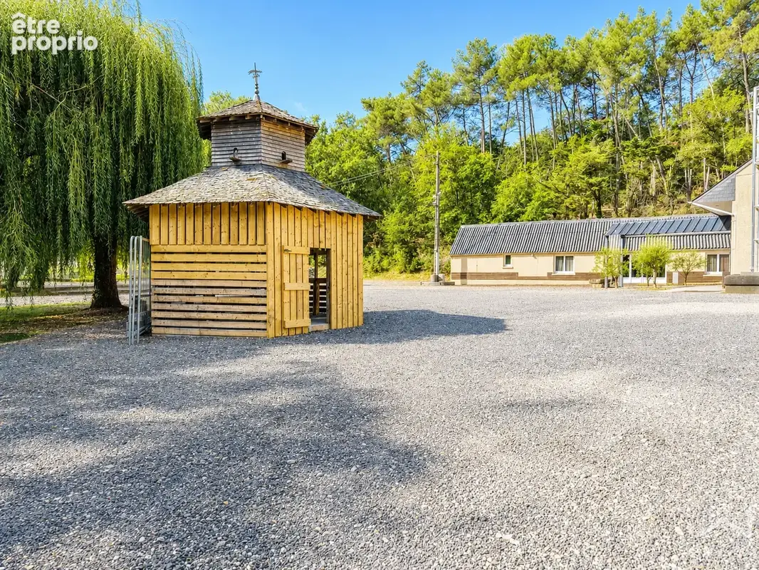 Ensemble immobilier professionnel d’exception   6,9 hectares   fort potentiel événementiel - photo 2