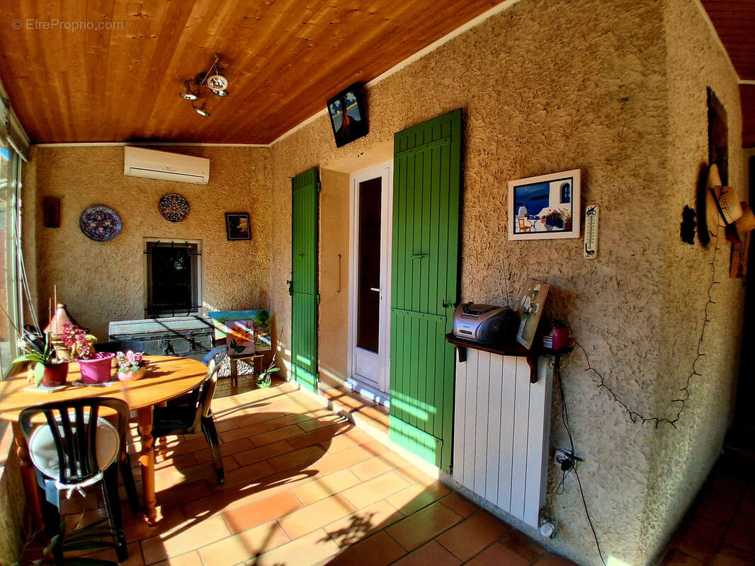 Maison à MAUBEC