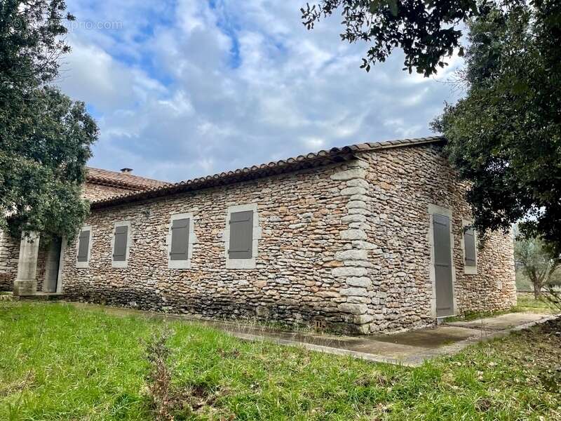 Maison à BONNIEUX