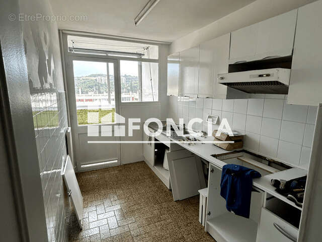 Appartement à MARSEILLE-15E