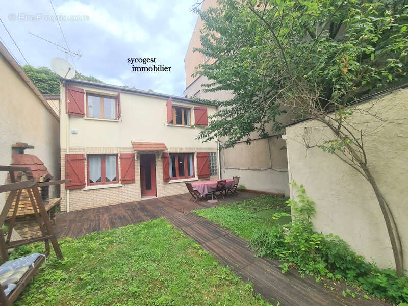 Maison à NOISY-LE-SEC