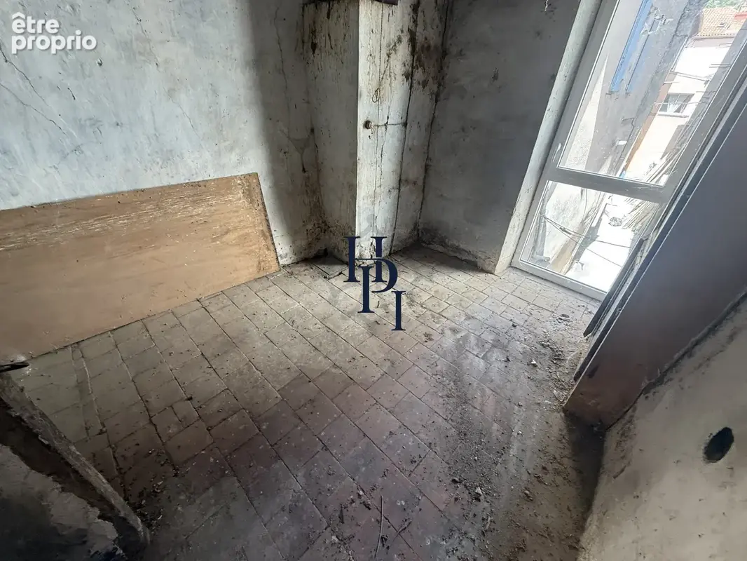 Vente maison de ville avec local à rénover Saint-Affrique - photo 7