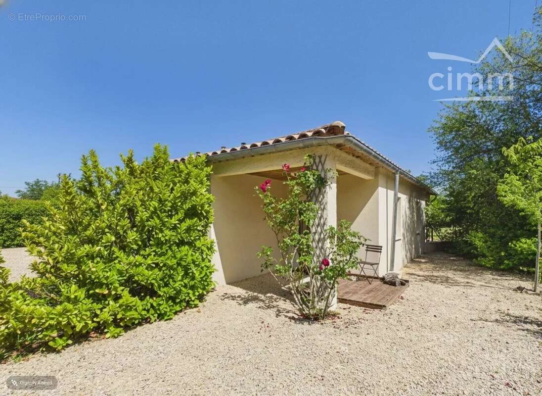 Maison à LAGORCE