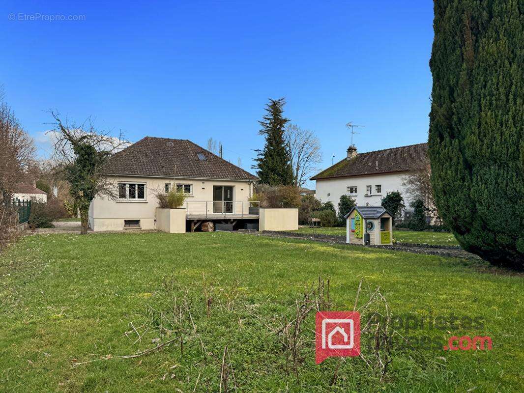 Maison à BAR-SUR-SEINE
