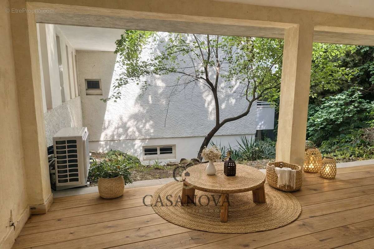 Appartement à NIMES