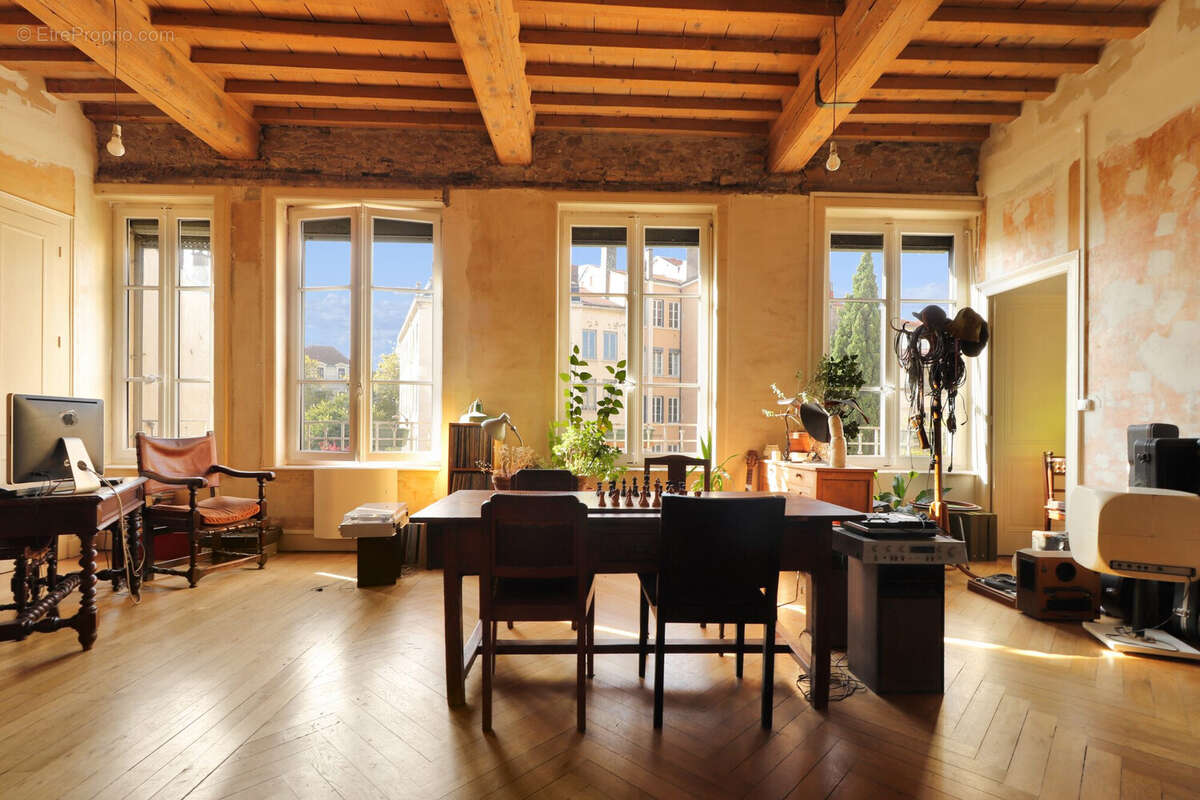 Appartement à LYON-4E