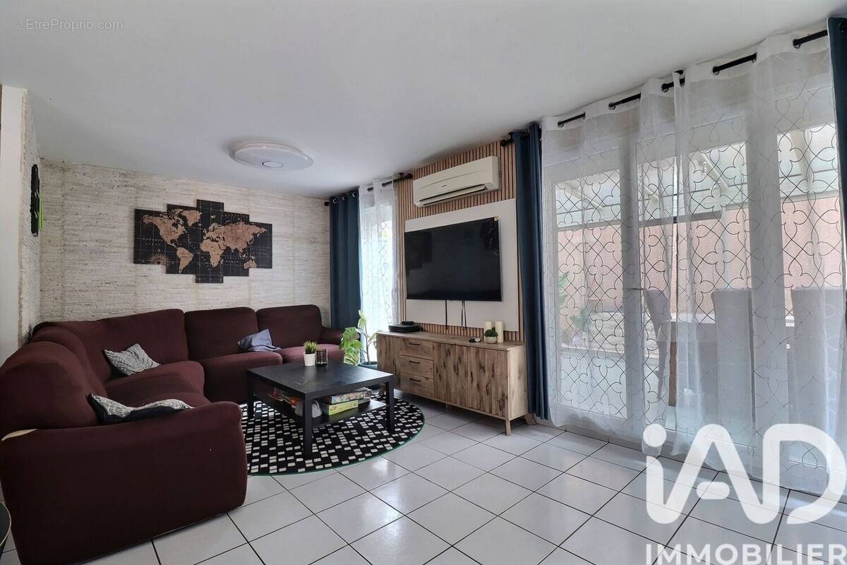 Photo 1 - Maison à MARSEILLE-15E