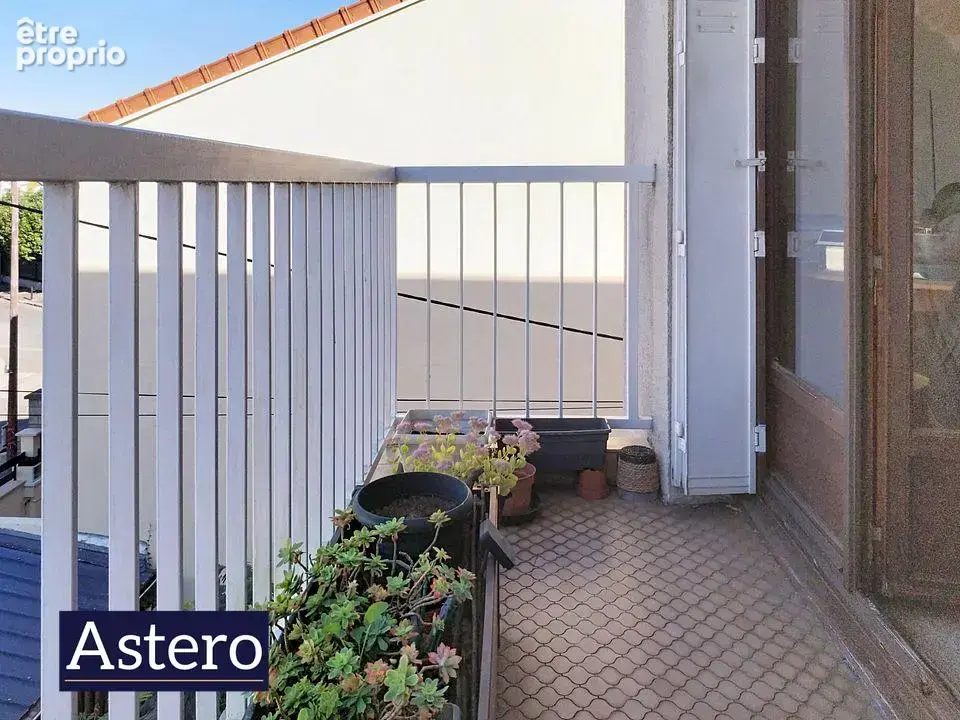 Lumineux T1 de 30 m² avec balcon et parking – Montreuil - photo 6