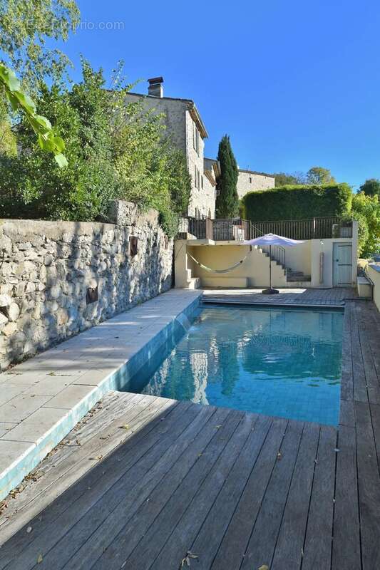 Maison à UZES