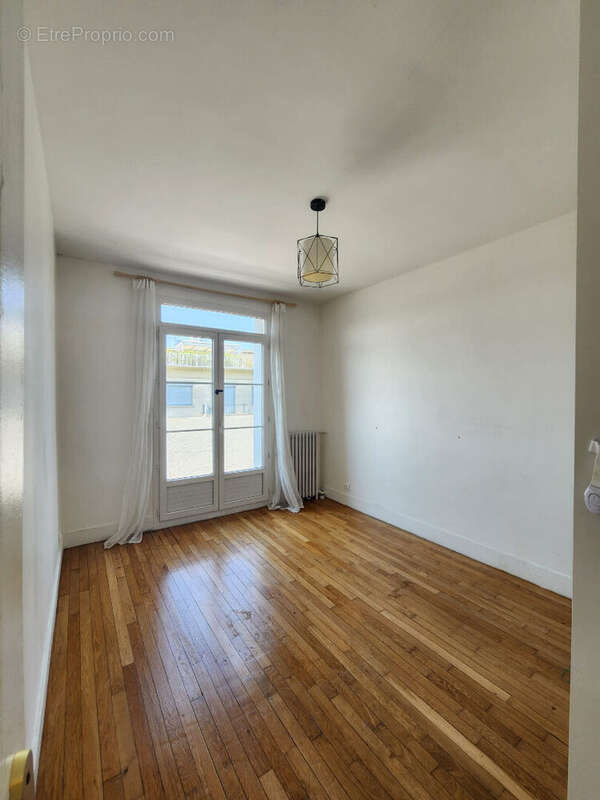 T3 NEUILLY SUR SEINE - 3 pièce(s) - 53.77 m2 - photo 2
