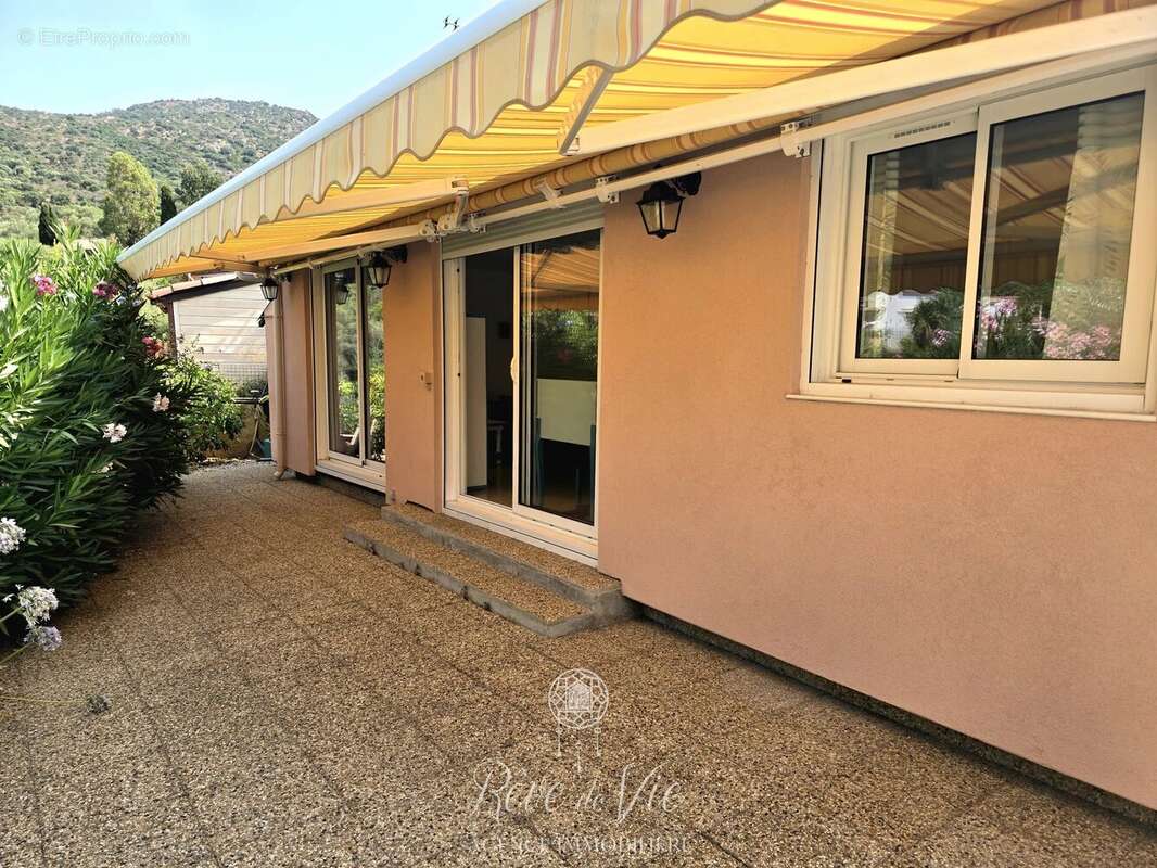 Mas 3 pièces dans résidence avec piscine proche de la plage - photo 3