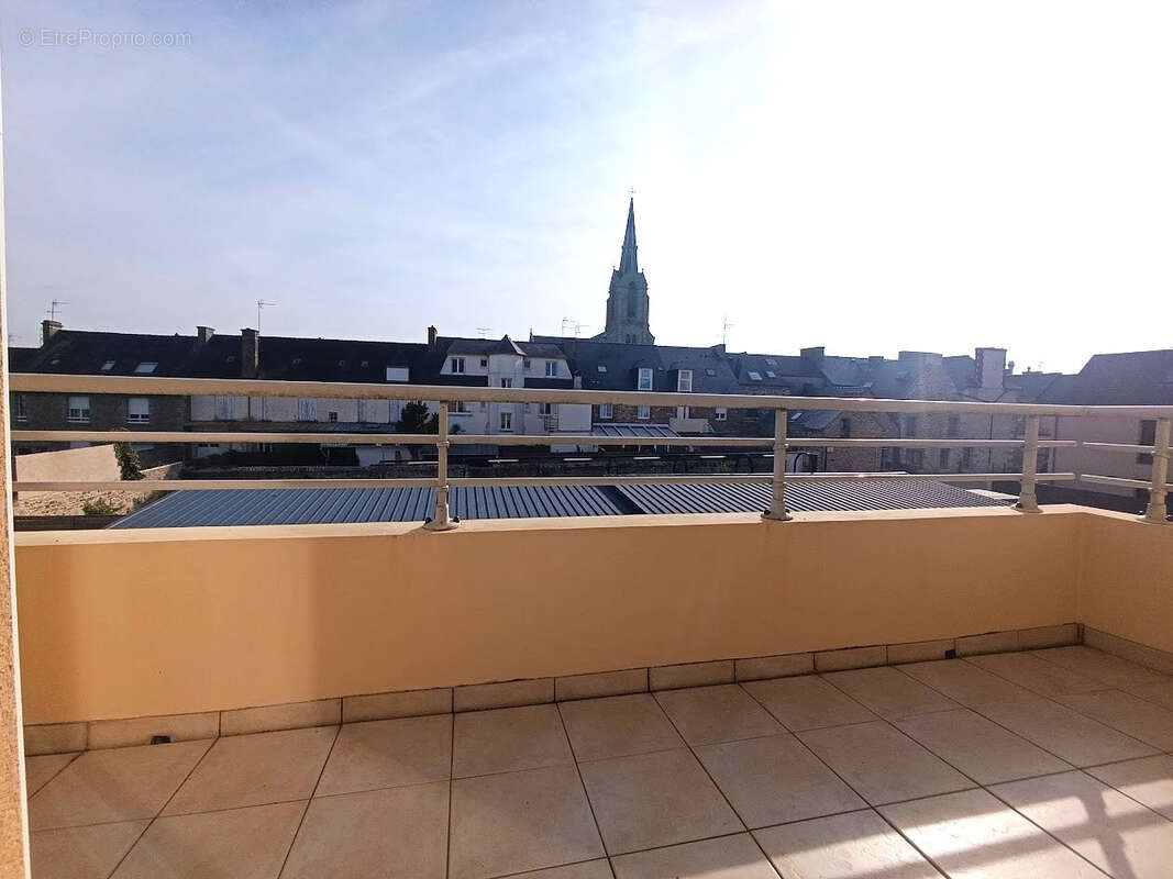 Appartement à PLESSIX-BALISSON