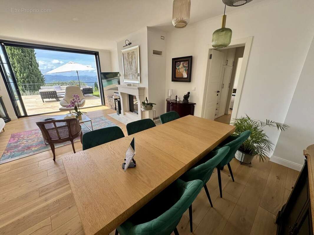 Appartement à SPERACEDES