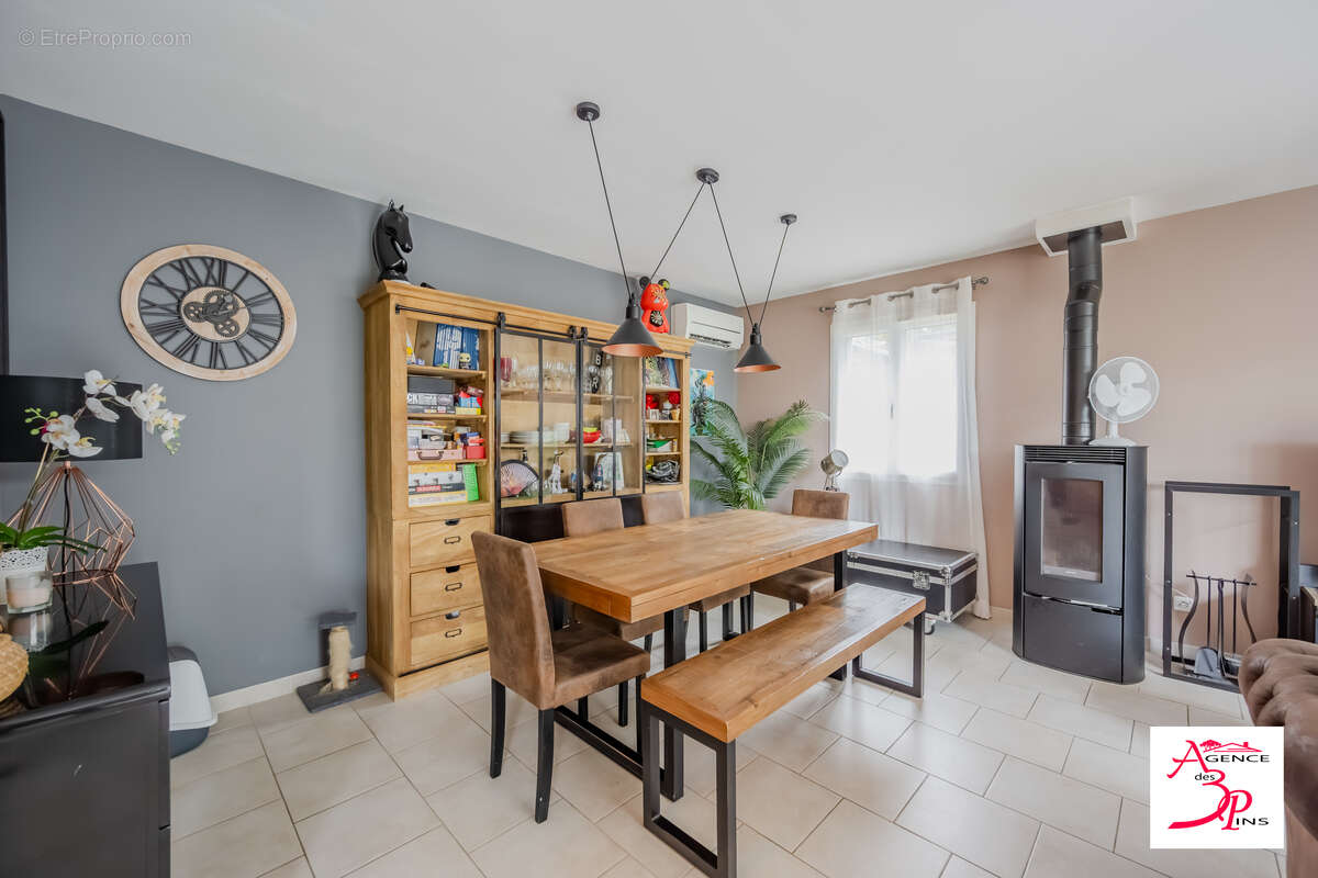 Maison 90 m² à Pierrefeu-Du-Var  - photo 3