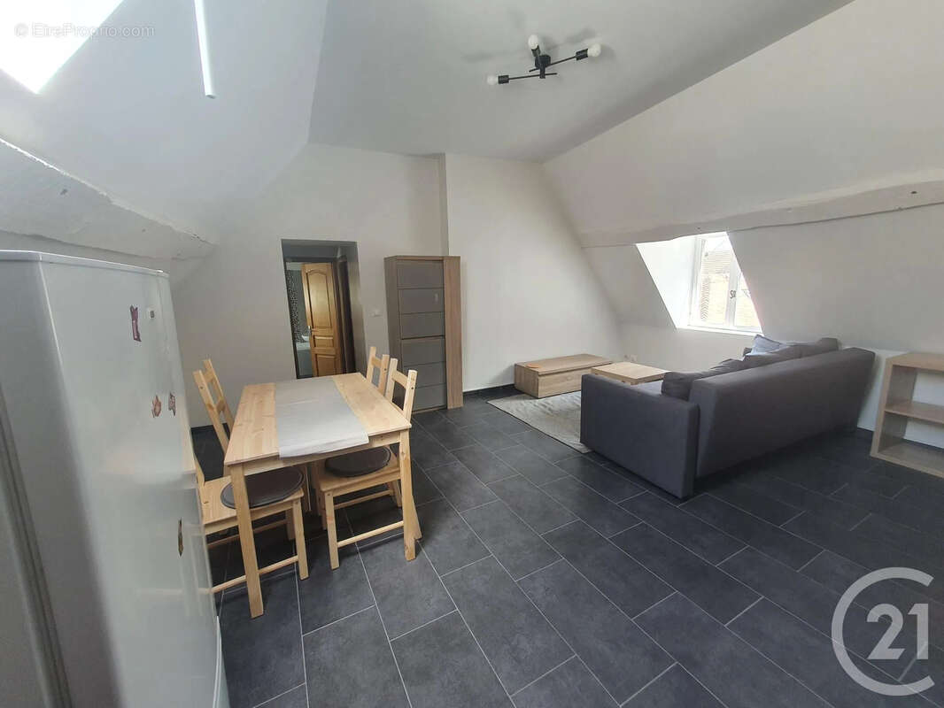 Appartement 33 m² à Brie-Comte-Robert  - photo 2