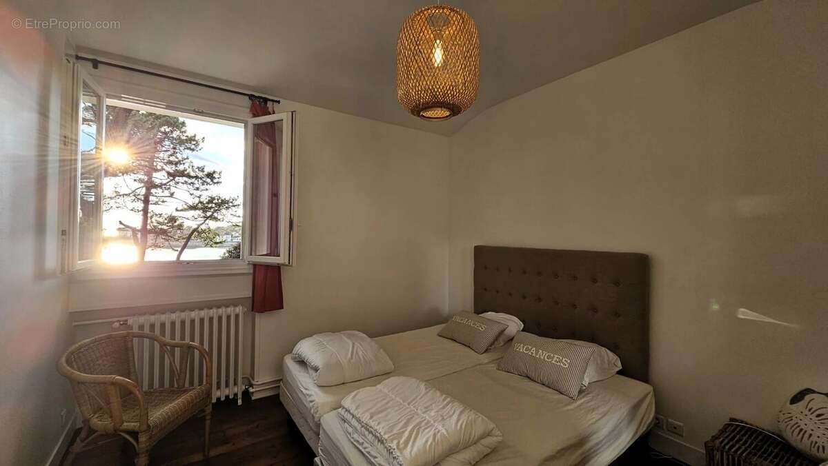 Maison à VAUX-SUR-MER