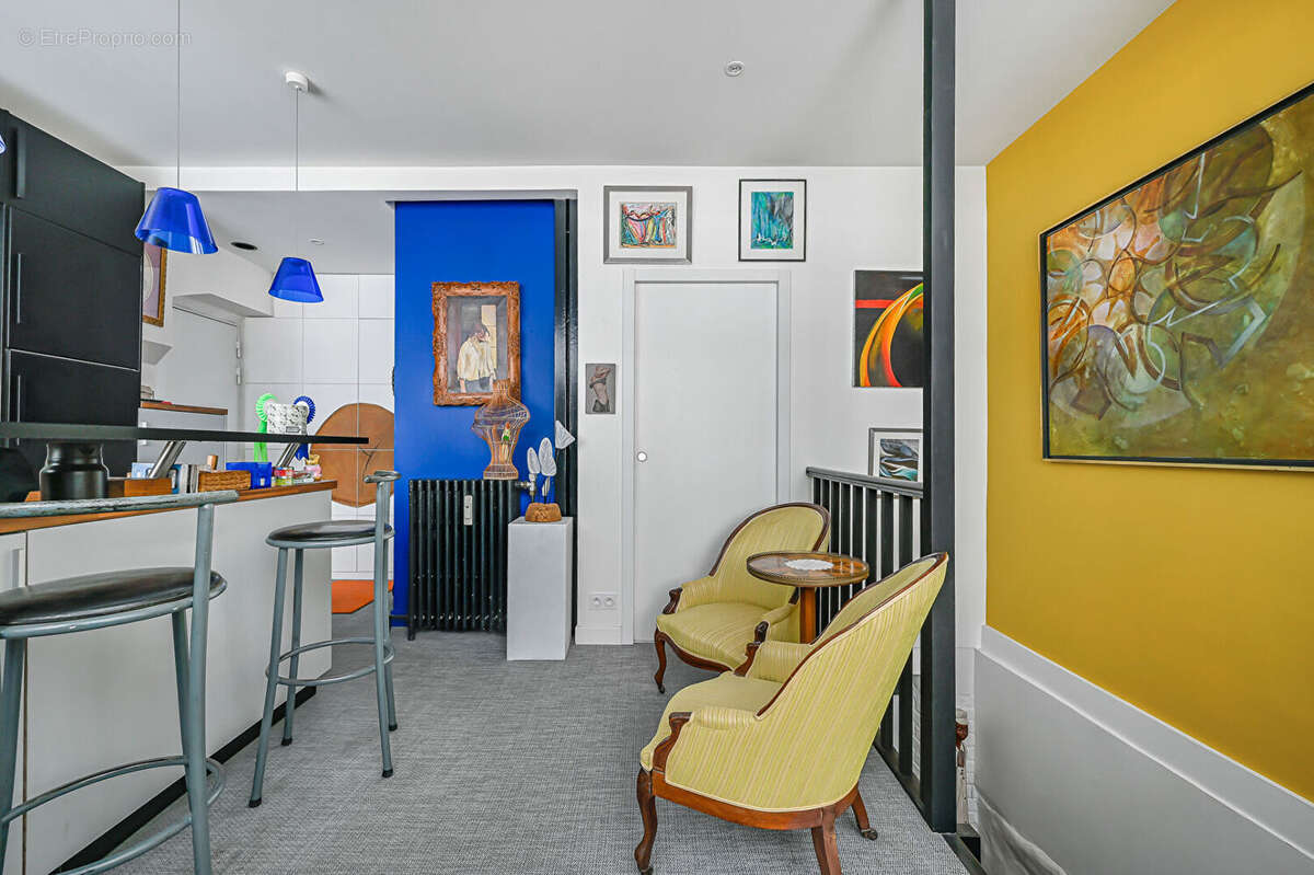 Appartement à PARIS-14E