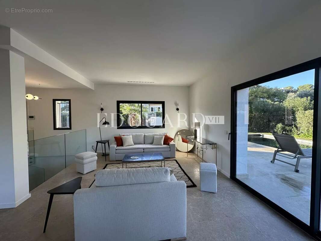 Maison à ROQUEBRUNE-CAP-MARTIN