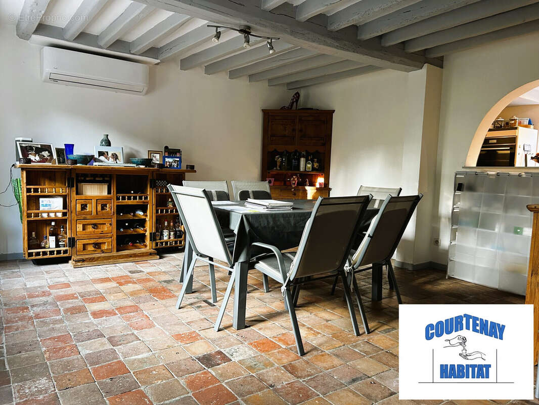 Maison à SAVIGNY-SUR-CLAIRIS