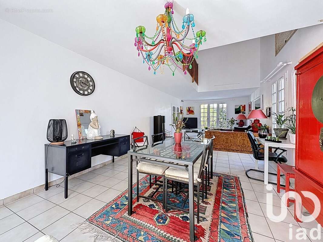 Photo 6 - Maison à SAINT-REMY-LES-CHEVREUSE