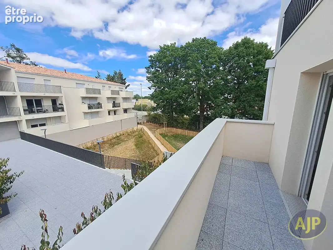 CHALLANS - Appartement 2 chambres - photo 5
