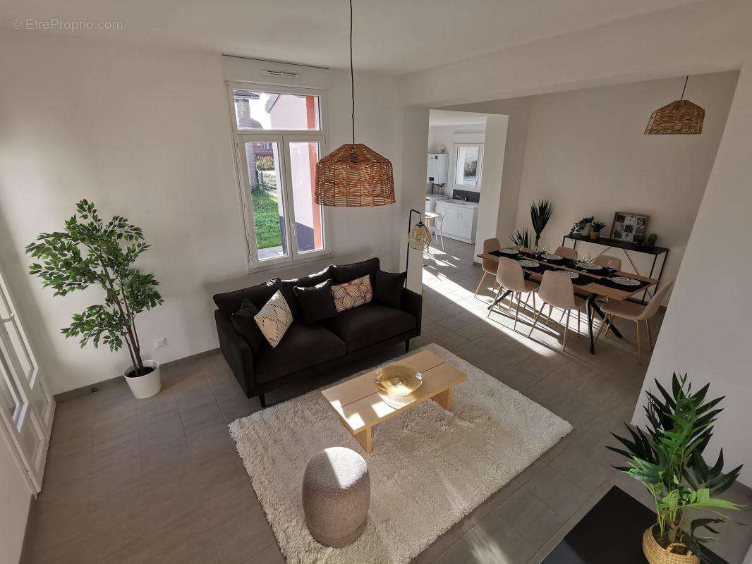 Maison à COURCELLES-LES-LENS