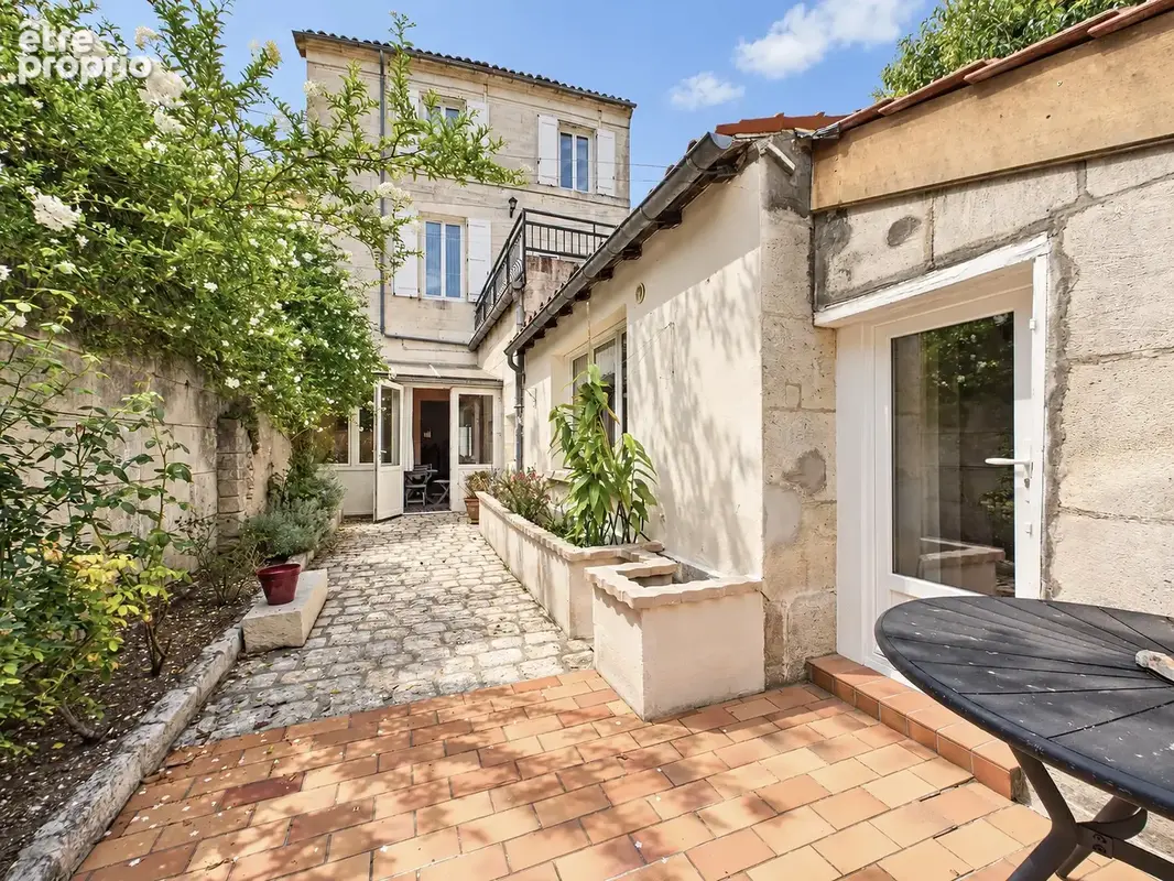 Photo Maison à Jarnac au prix de 278 200€