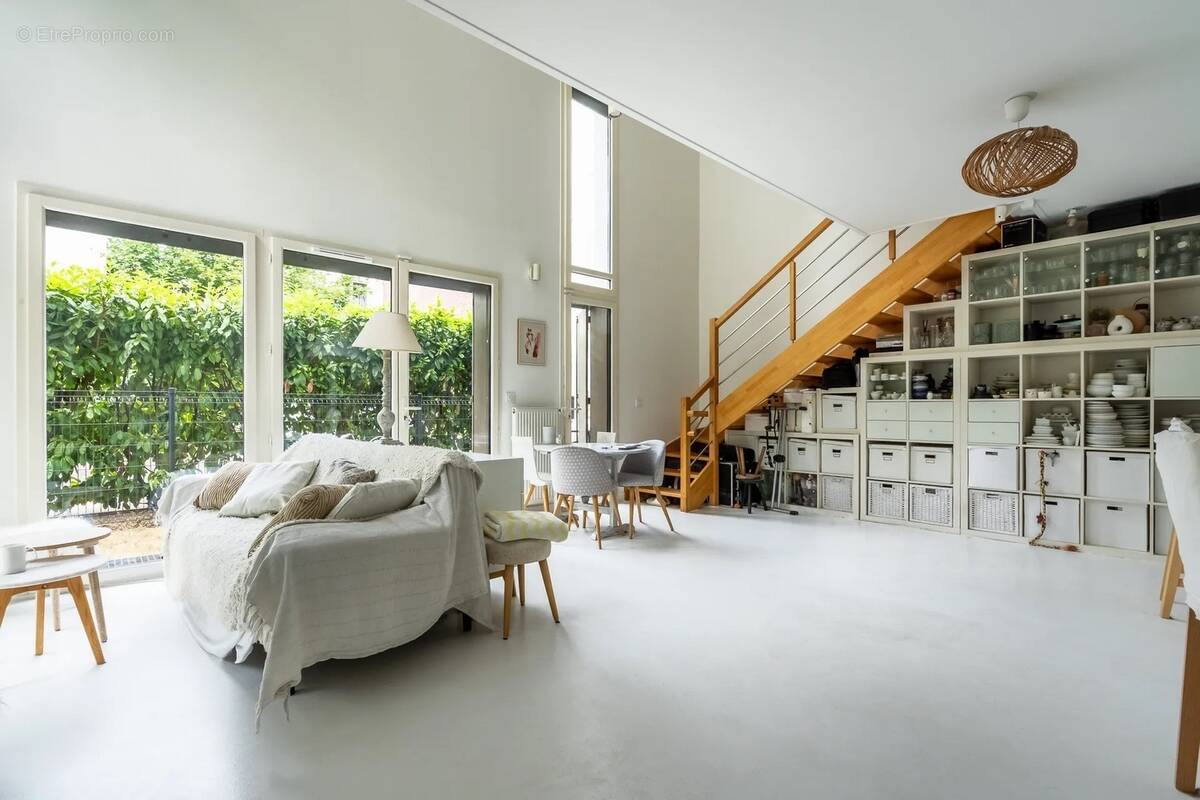 Appartement à STAINS