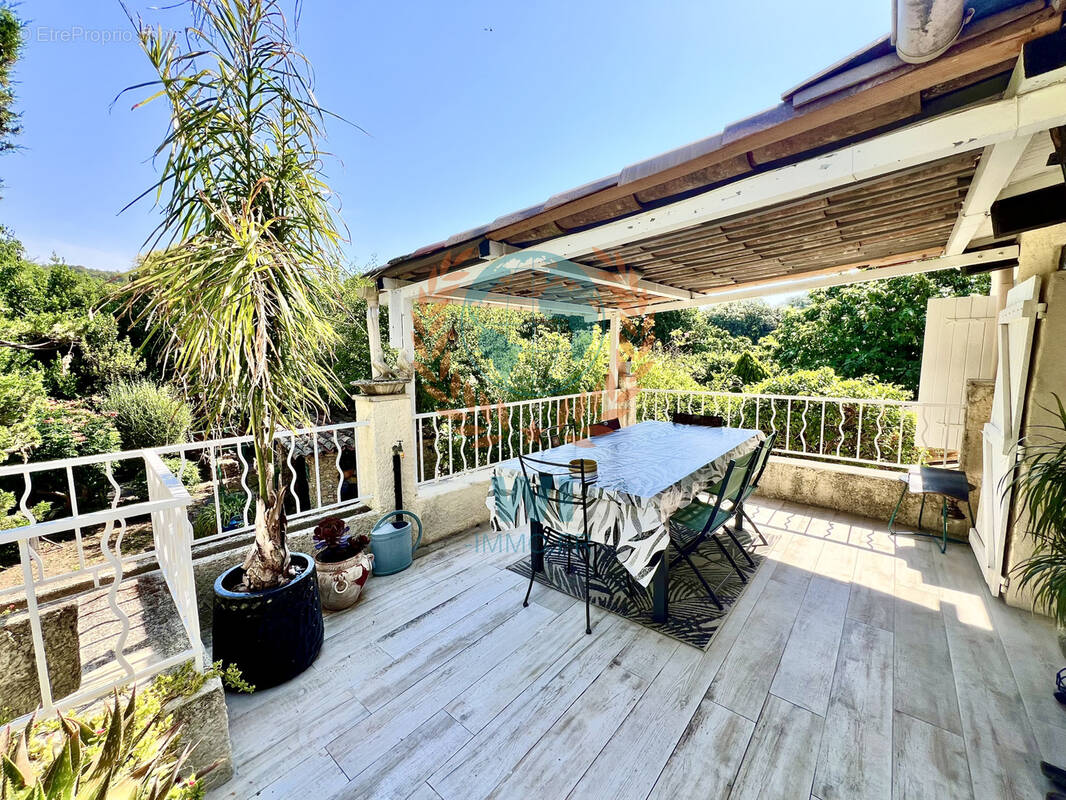 Maison à TRANS-EN-PROVENCE