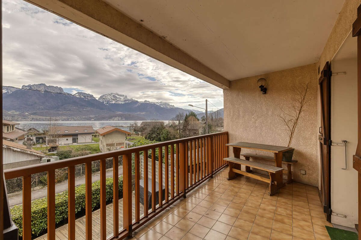 Appartement à SEVRIER