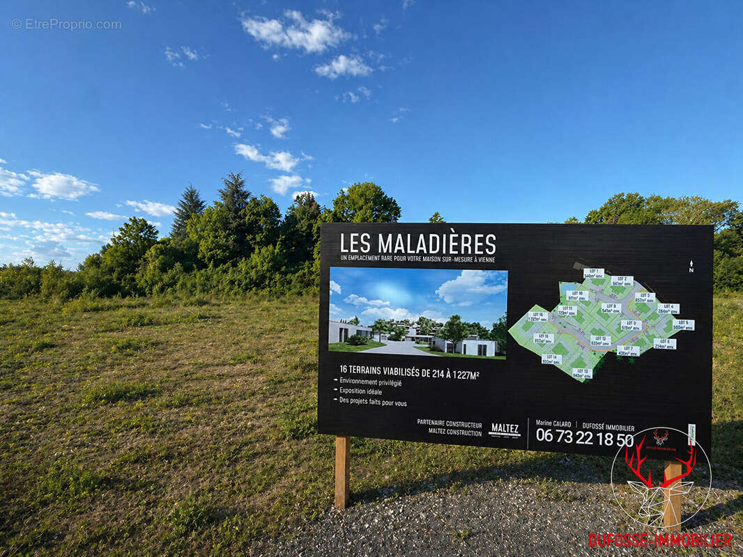 Terrain à VIENNE